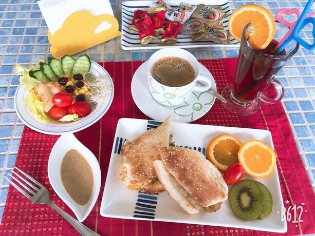 Imagen del bar/restaurante del Hotel Sapphire Inn, Magong. Foto 18