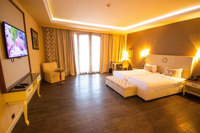 Imagen de la habitación del Hotel Sapphire Marine. Foto 10