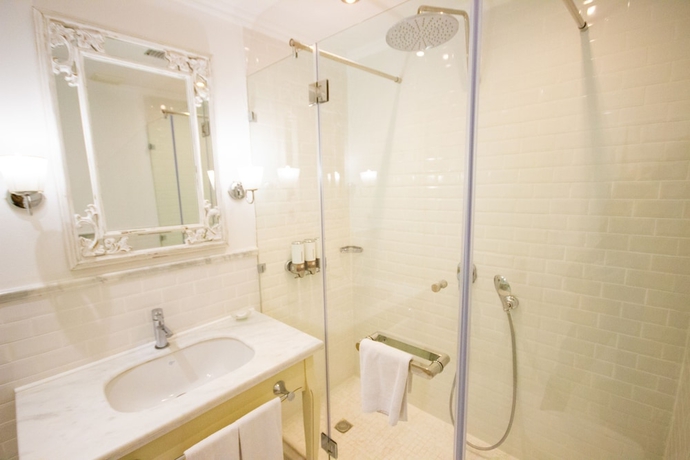 Imagen de la habitación del Hotel Sapphire Marine. Foto 18