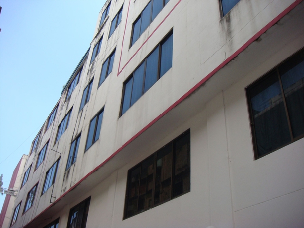 Imagen de los exteriores del Hotel Sapphire Silom Bangkok. Foto 16