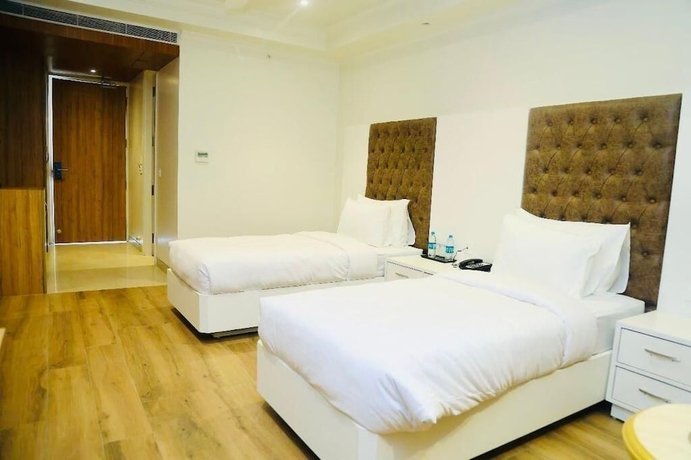 Imagen de la habitación del Hotel Sapphire Sky, Dehradun. Foto 6