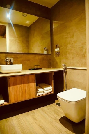 Imagen de la habitación del Hotel Sapphire Sky, Dehradun. Foto 11
