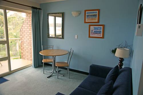 Imagen de la habitación del Hotel Sapphire Waters Motor Inn. Foto 1