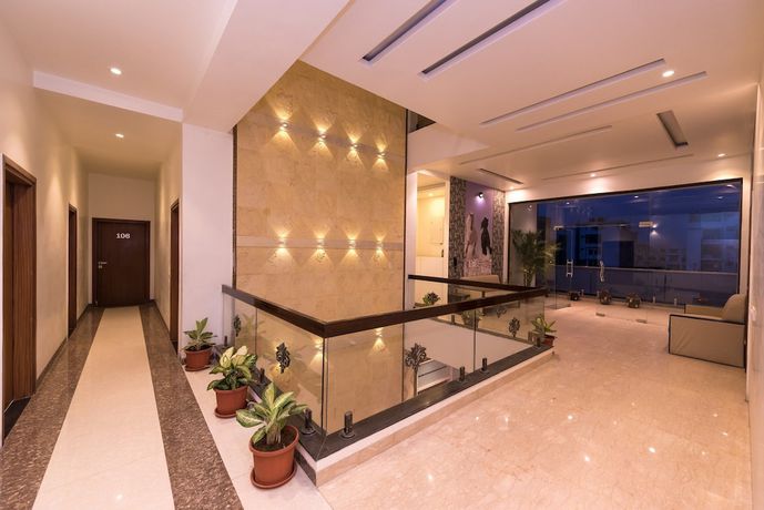 Imagen de los interiores del Hotel Sapphire World. Foto 16