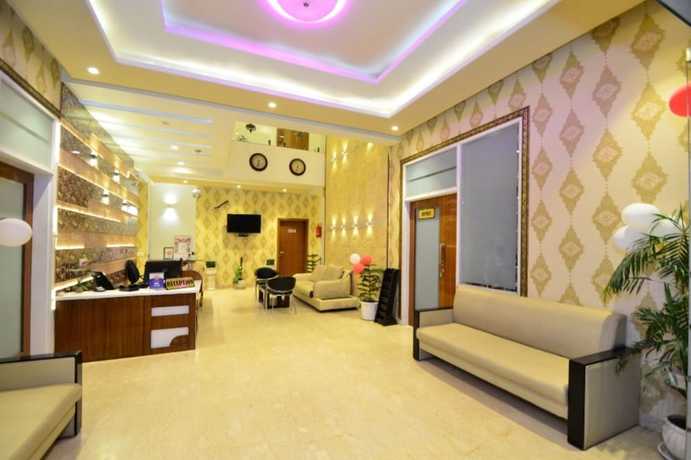 Imagen de los interiores del Hotel Sapphire World. Foto 18
