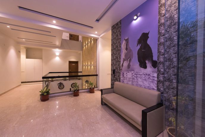 Imagen de los interiores del Hotel Sapphire World. Foto 19