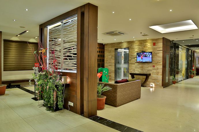 Imagen de los interiores del Hotel Sapphire, Zirakpur. Foto 15