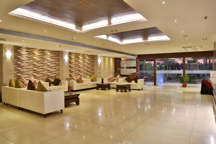 Imagen de los interiores del Hotel Sapphire, Zirakpur. Foto 16