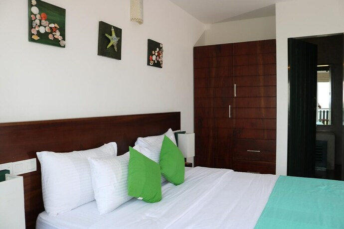 Imagen de la habitación del Hotel Saprin Beach. Foto 12