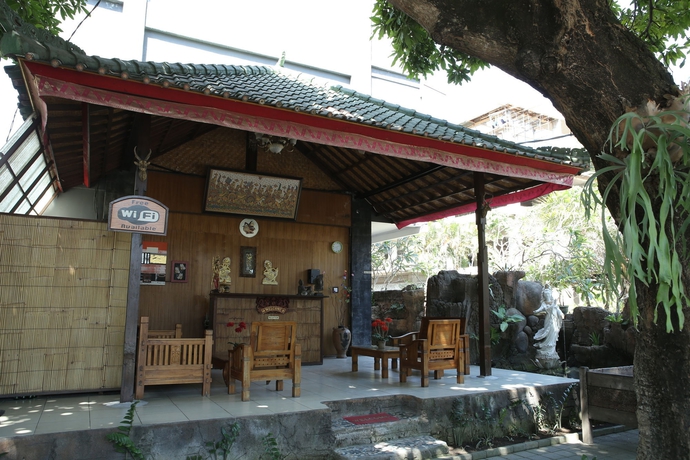 Imagen de los interiores del Hotel Sapta Petala. Foto 13
