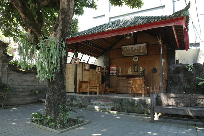 Imagen de los interiores del Hotel Sapta Petala. Foto 14