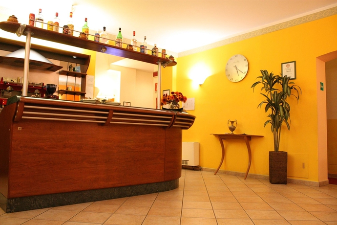 Imagen del bar/restaurante del Hotel Sara, Mil&aacute;n. Foto 3