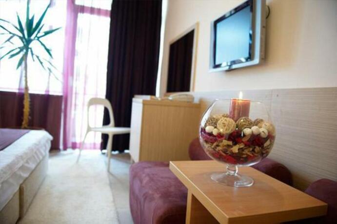Imagen general del Hotel Sara, NEPTUN - OLIMP. Foto 6