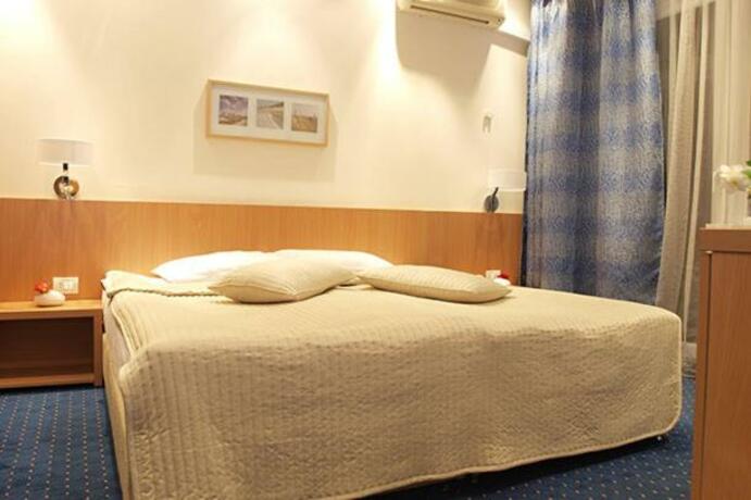 Imagen general del Hotel Sara, NEPTUN - OLIMP. Foto 31