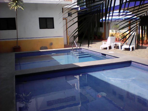 Imagen general del Hotel Sarabi Barra De Navidad. Foto 2