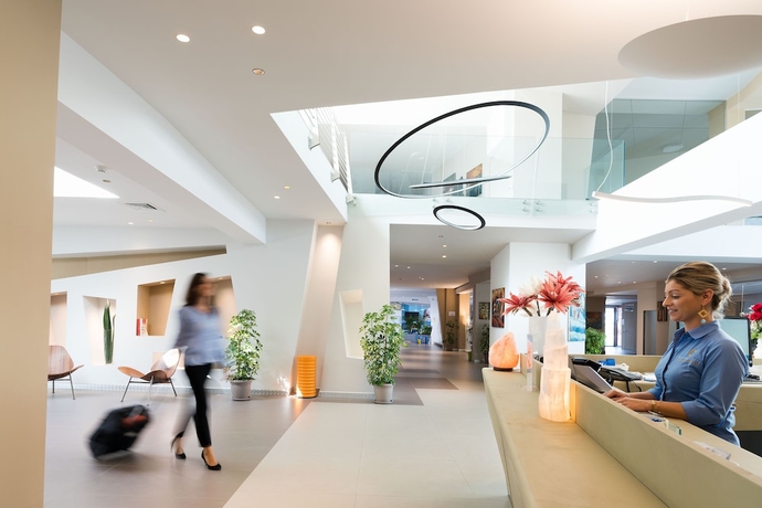 Imagen de los interiores del Hotel Saracen Sands & Congress Centre - Palermo. Foto 19