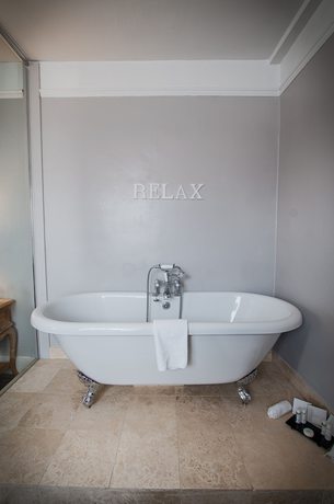 Imagen de la habitación del Hotel Saracens Head. Foto 10