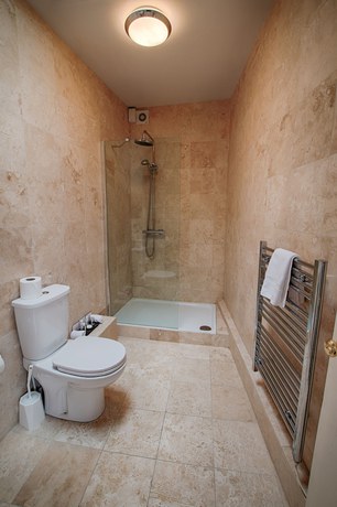 Imagen de la habitación del Hotel Saracens Head. Foto 11