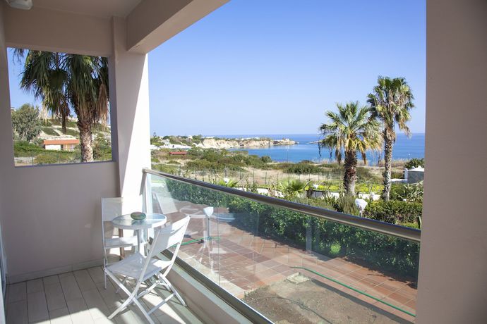 Imagen de la habitación del Hotel Saradari Beach - Adults Only. Foto 8