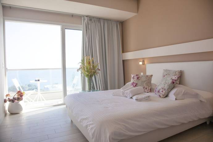 Imagen de la habitación del Hotel Saradari Beach - Adults Only. Foto 9