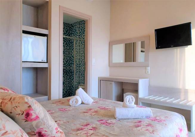 Imagen de la habitación del Hotel Saradari Beach - Adults Only. Foto 13