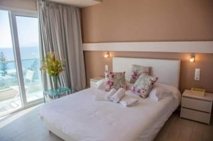 Imagen de la habitación del Hotel Saradari Beach - Adults Only. Foto 17
