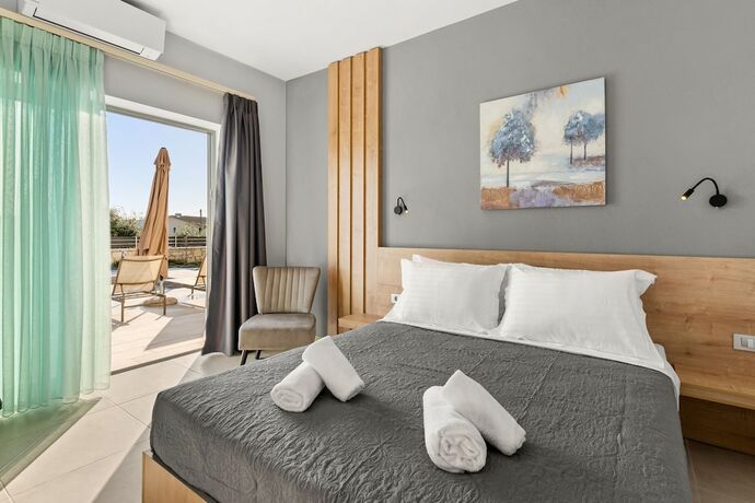 Imagen de la habitación del Hotel Sarah Luxury Rooms. Foto 19