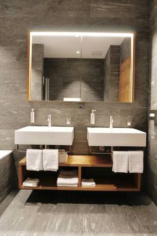 Imagen de la habitación del Hotel Sarain Active Mountain Resort. Foto 8