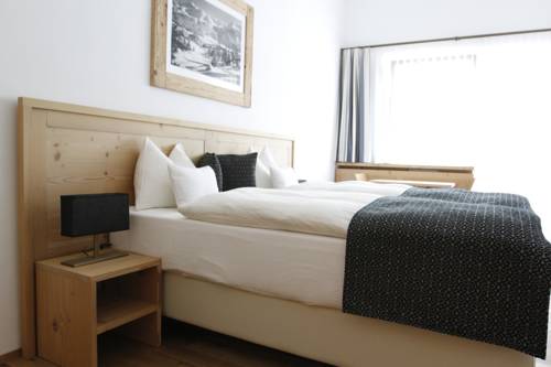 Imagen de la habitación del Hotel Sarain Active Mountain Resort. Foto 12