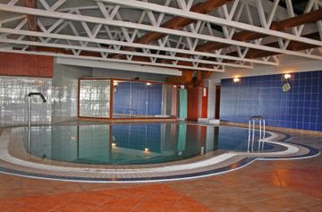 Imagen de la piscina del Hotel Saraj. Foto 12