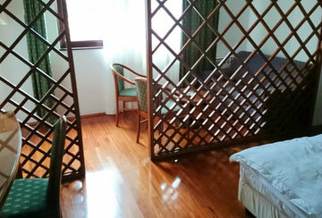 Imagen de la habitación del Hotel Saraj. Foto 6