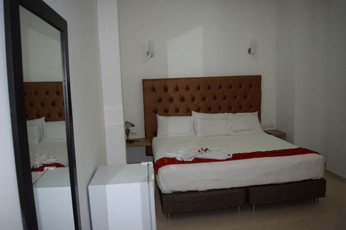 Imagen de la habitación del Hotel Saraje. Foto 6