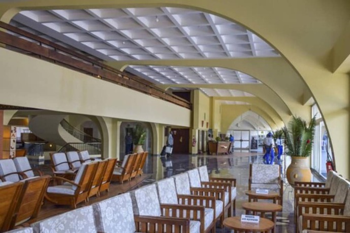 Imagen de los interiores del Hotel Sarakawa. Foto 16