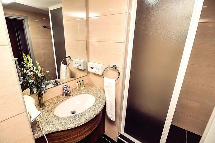 Imagen de la habitación del Hotel Sarakawa. Foto 3