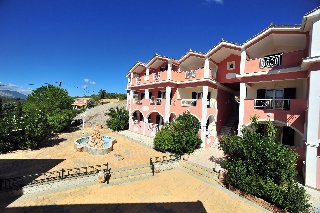 Imagen general del Hotel Sarakina Apartments. Foto 3