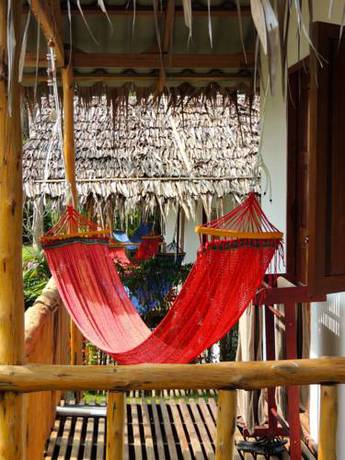 Imagen de la habitación del Hotel Sarana Bungalows. Foto 3