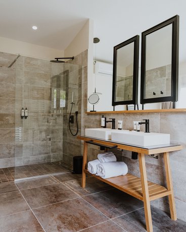 Imagen de la habitación del Hotel Sarana Hôtel and Spa. Foto 3