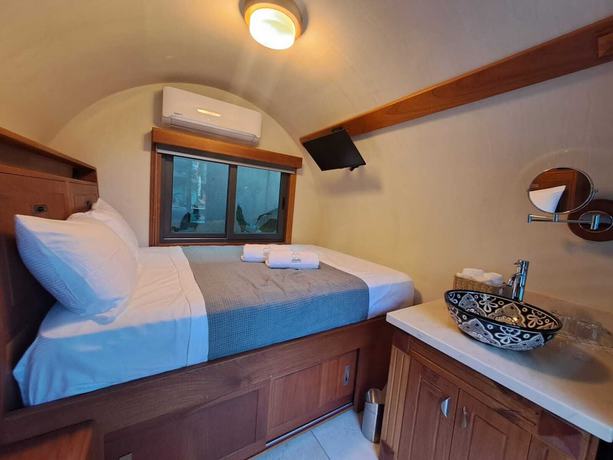 Imagen de la habitación del Hotel Saranda Boutique. Foto 10