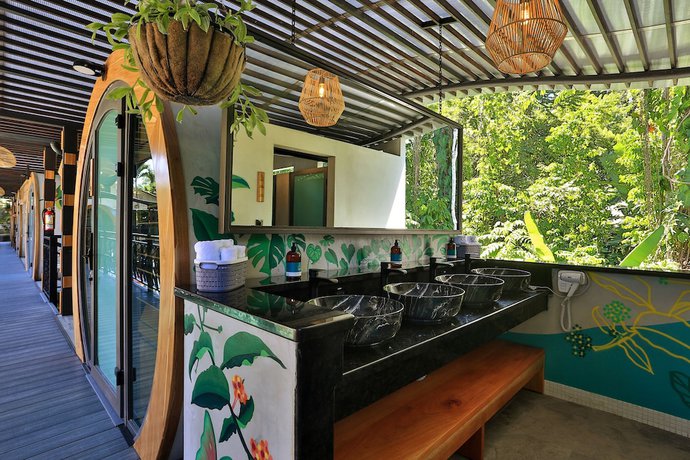 Imagen de la habitación del Hotel Saranda Boutique. Foto 15