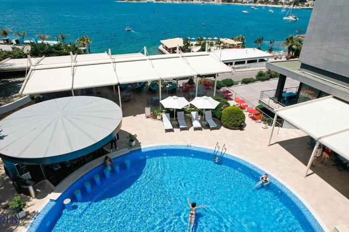 Imagen de la piscina del Hotel Saranda Butrinti, Affiliated by Melia. Foto 31