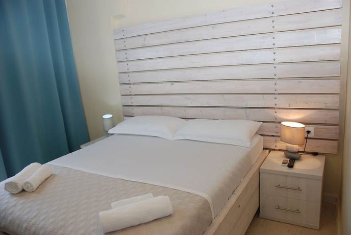 Imagen de la habitación del Hotel Saranda. Foto 2