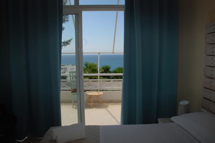 Imagen de la habitación del Hotel Saranda. Foto 7