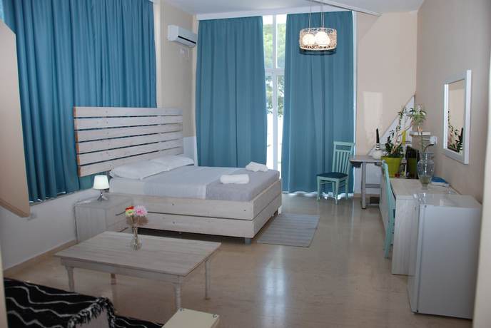 Imagen de la habitación del Hotel Saranda. Foto 14