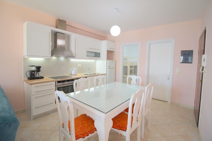 Imagen de la habitación del Hotel Saranda Point Apartments. Foto 16