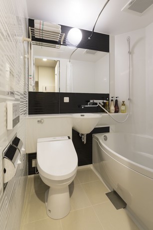Imagen de la habitación del Hotel Sarasa Shin-osaka. Foto 11