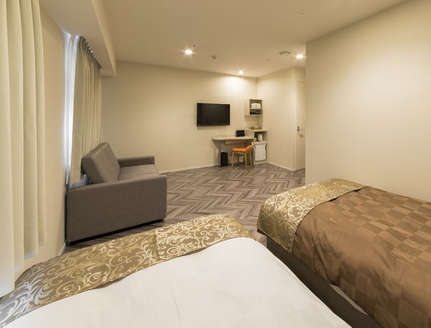 Imagen de la habitación del Hotel Sarasa Shin-osaka. Foto 13