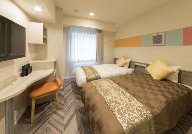Imagen de la habitación del Hotel Sarasa Shin-osaka. Foto 17