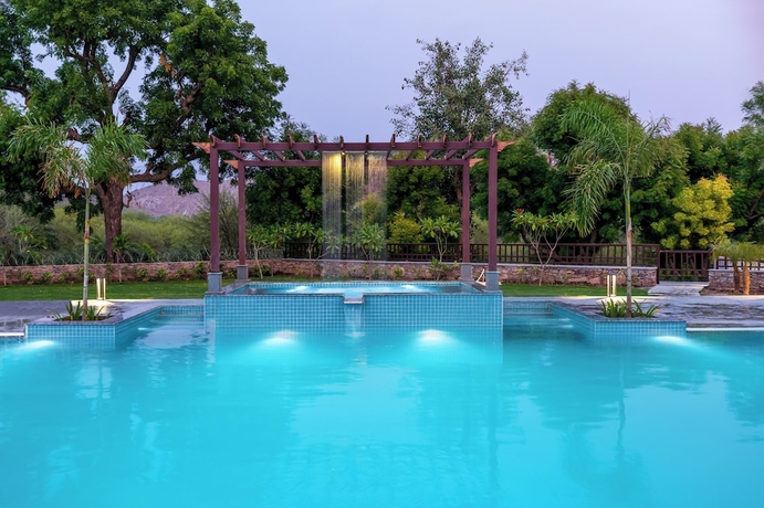 Imagen de la piscina del Hotel Sarasiruham Resort Private Pool Villa. Foto 18