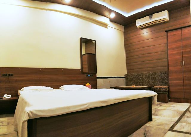 Imagen de la habitación del Hotel Saraswati, Abu Road. Foto 7