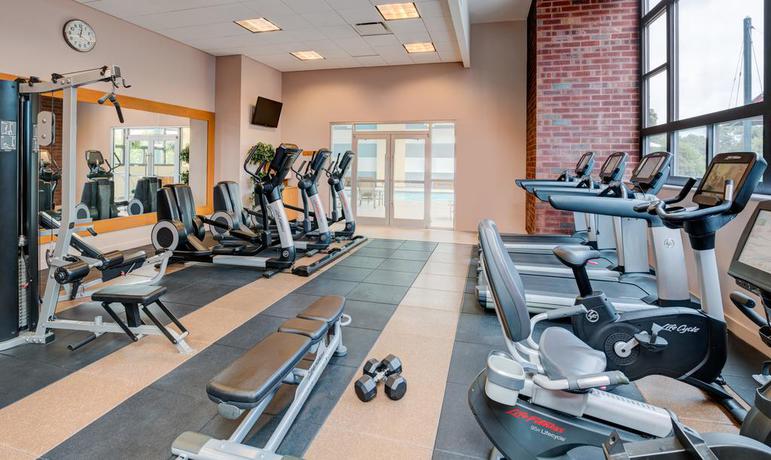Imagen de los interiores del Hotel Saratoga Hilton. Foto 11